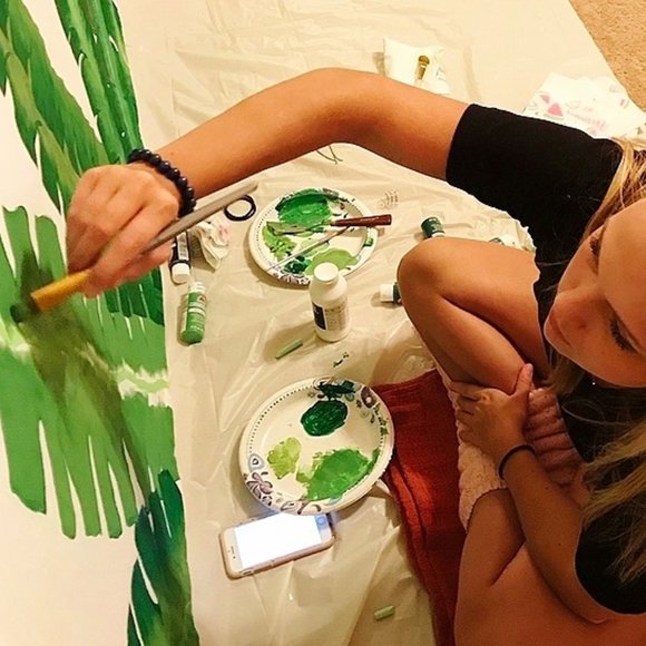 Meet your Posher, Alli! - Picture 3 of 4